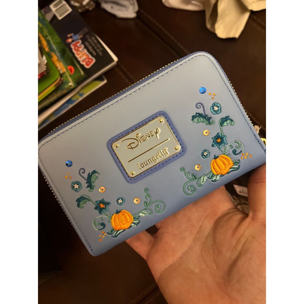 Loungefly Disney Cinderella Pumpkin Zip Around Wallet NWT